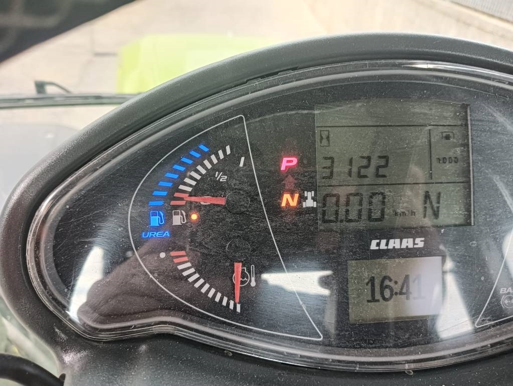 Tracteur agricole Claas Axion 960 cmatic: photos 11