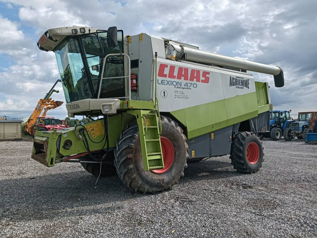 Claas Lexion 470 - Moissonneuse-batteuse: photos 1 Claas Lexion 470 - Moissonneuse-batteuse: photos 1