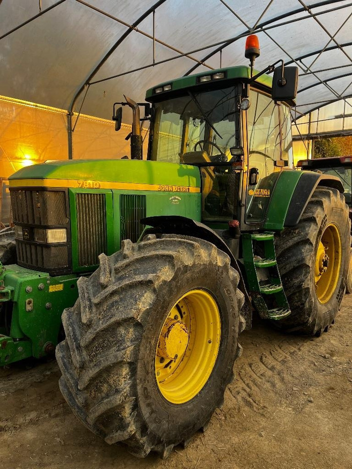 John Deere 7810 - Tracteur agricole: photos 1 John Deere 7810 - Tracteur agricole: photos 1