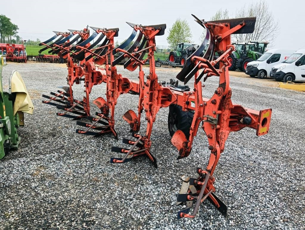 Kuhn Vari-Master 153  - Charrue: photos 4 Kuhn Vari-Master 153  - Charrue: photos 4