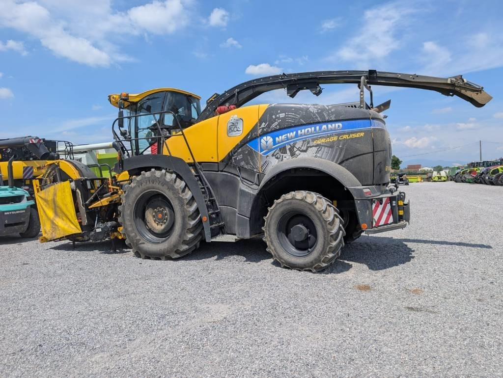 New Holland FR 650 - Ensileuse: photos 2 New Holland FR 650 - Ensileuse: photos 2