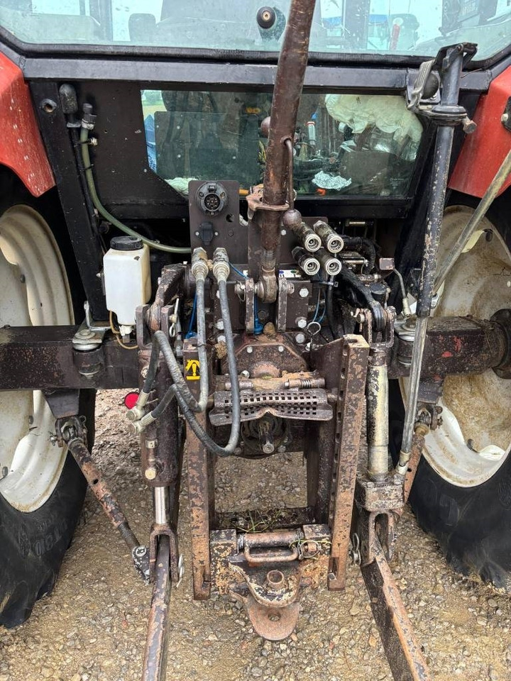 New Holland L 75 - Tracteur agricole: photos 2 New Holland L 75 - Tracteur agricole: photos 2