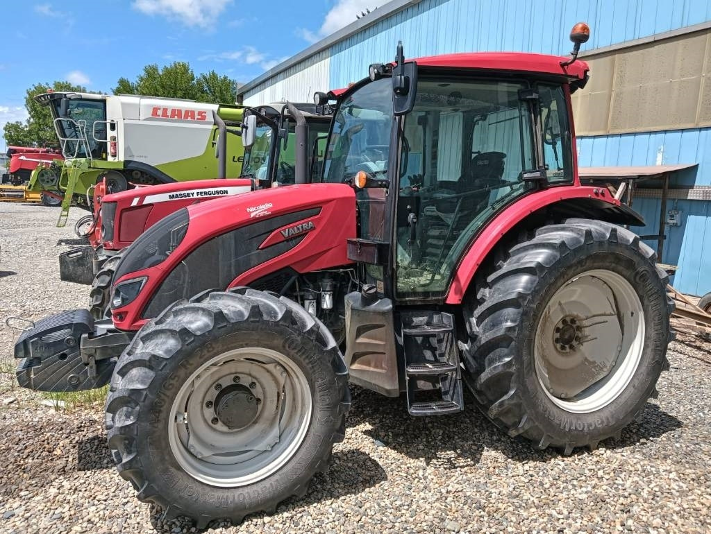 Valtra A 114  - Tracteur agricole: photos 5 Valtra A 114  - Tracteur agricole: photos 5