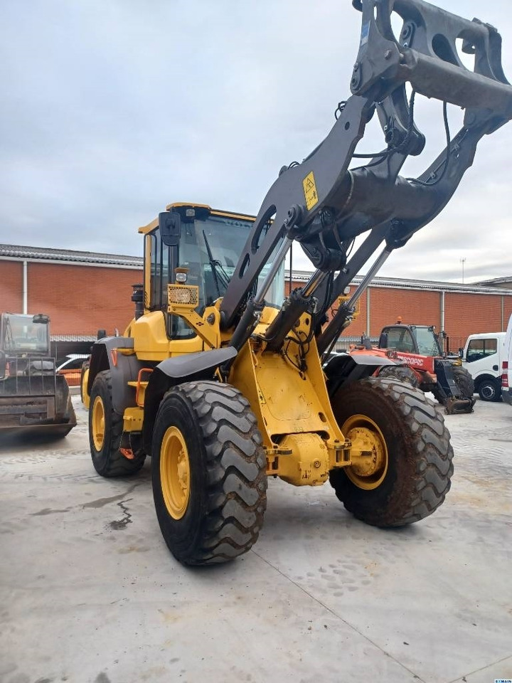 Volvo L 70 H - Chargeuse sur pneus: photos 2 Volvo L 70 H - Chargeuse sur pneus: photos 2