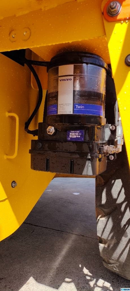 Volvo L 70 H - Chargeuse sur pneus: photos 5 Volvo L 70 H - Chargeuse sur pneus: photos 5