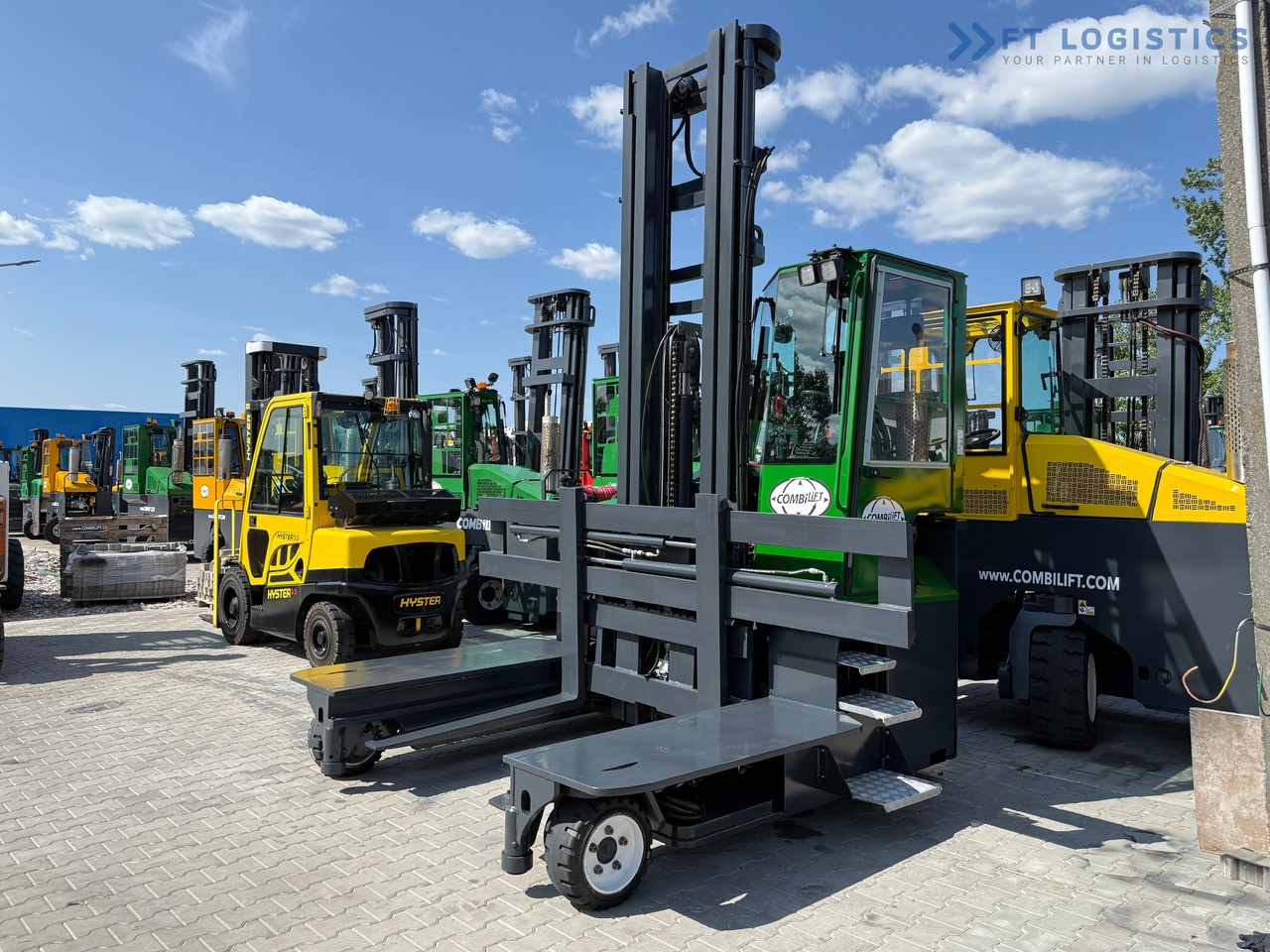 COMBILIFT C5000E / ELECTRIC / TRIPLEX 8300MM / FULL FREE LIFT / WIDE POSITIONER / FORK SIDESHIFT / BATTERY LIKE NEW - Chariot multidirectionnel: photos 1 COMBILIFT C5000E / ELECTRIC / TRIPLEX 8300MM / FULL FREE LIFT / WIDE POSITIONER / FORK SIDESHIFT / BATTERY LIKE NEW - Chariot multidirectionnel: photos 1