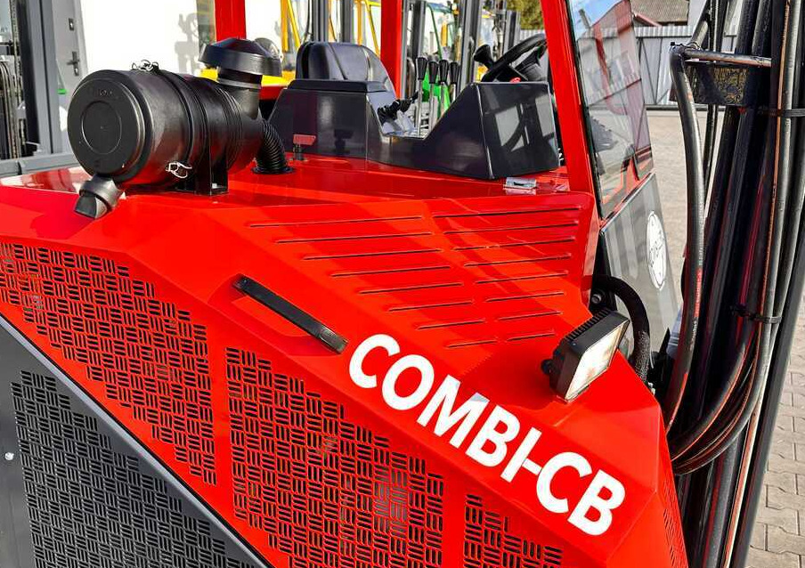 Combilift C3000CB / LPG / TRIPLEX / 5500MM / FREE LIFT / SIDE SHIFT + FORK POSITIONER / LIKE NEW - Chariot multidirectionnel: photos 5 Combilift C3000CB / LPG / TRIPLEX / 5500MM / FREE LIFT / SIDE SHIFT + FORK POSITIONER / LIKE NEW - Chariot multidirectionnel: photos 5