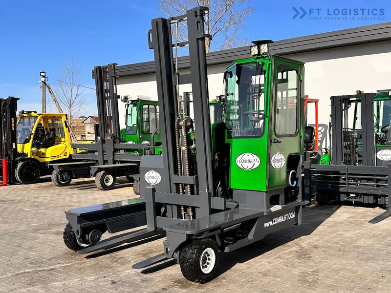 Combilift C4000 / LPG / DUPLEX / 4500MM / FREE LIFT / LIKE NEW C4000 / LPG / DUPLEX / 4500MM / FREE LIFT / LIKE NEW - Chariot multidirectionnel: photos 2 Combilift C4000 / LPG / DUPLEX / 4500MM / FREE LIFT / LIKE NEW C4000 / LPG / DUPLEX / 4500MM / FREE LIFT / LIKE NEW - Chariot multidirectionnel: photos 2