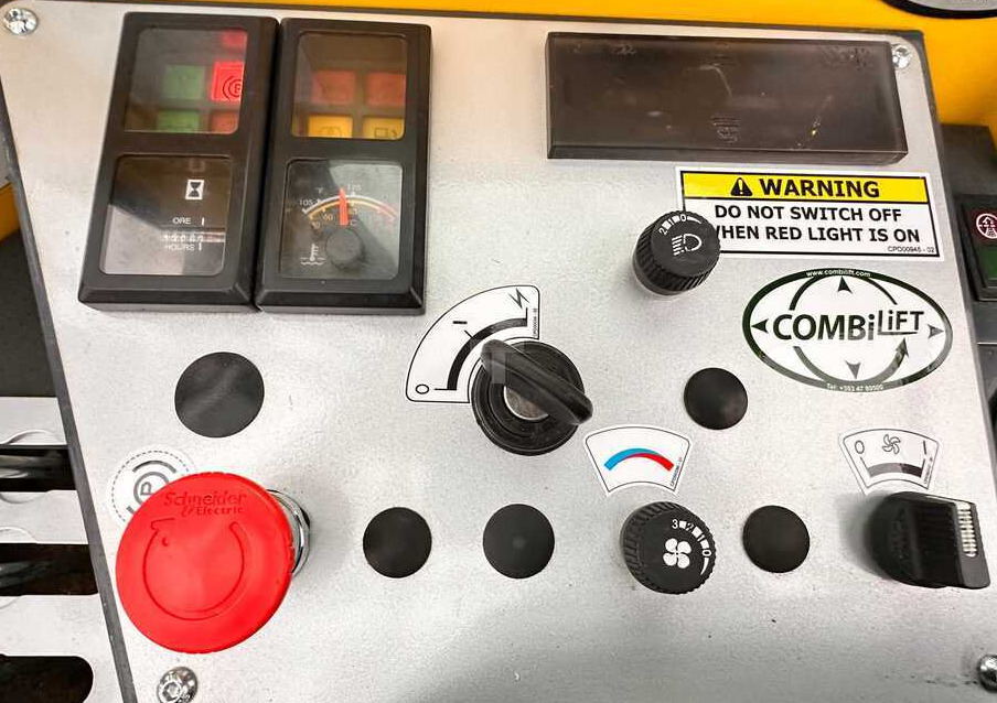 Chariot multidirectionnel Combilift C4500 / DUPLEX / 4050MM / DIESEL / WIDE POSITIONER / FREE LIFT / SIDESHIFT / LIKE NEW: photos 20