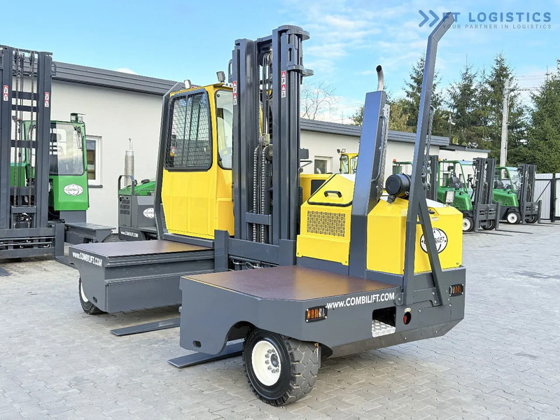 Combilift C5000SR / DIESEL / TRIPLEX MAST – 6100 MM / FORK POSITIONER / FULL CABIN C5000SR / DIESEL / TRIPLEX MAST – 6100 MM / FORK POSITI - Chariot latéral: photos 3 Combilift C5000SR / DIESEL / TRIPLEX MAST – 6100 MM / FORK POSITIONER / FULL CABIN C5000SR / DIESEL / TRIPLEX MAST – 6100 MM / FORK POSITI - Chariot latéral: photos 3