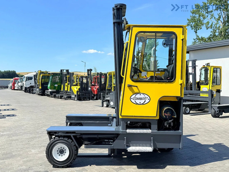 Combilift C5000XL / GAS / DUPLEX / 4500MM / FREE LIFT / SIDESHIFT / FORK POSITIONER / XL CABIN / NEW TYRES C5000XL / GAS / DUPLEX / 4500MM - Chariot multidirectionnel: photos 2 Combilift C5000XL / GAS / DUPLEX / 4500MM / FREE LIFT / SIDESHIFT / FORK POSITIONER / XL CABIN / NEW TYRES C5000XL / GAS / DUPLEX / 4500MM - Chariot multidirectionnel: photos 2