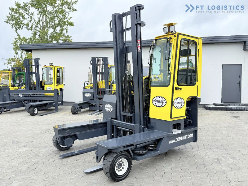 Combilift Combilift FOUR-WAY / MULTI-DIRECTIONAL FORKLIFT C4000 / GAS / DUPLEX 4600MM / ONLY 5614 OPERATING HOURS / FORK POSITIONER / FULL - Chariot multidirectionnel: photos 1 Combilift Combilift FOUR-WAY / MULTI-DIRECTIONAL FORKLIFT C4000 / GAS / DUPLEX 4600MM / ONLY 5614 OPERATING HOURS / FORK POSITIONER / FULL - Chariot multidirectionnel: photos 1