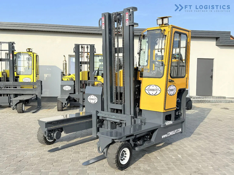 Chariot multidirectionnel Combilift Combilift FOUR-WAY MULTIDIRECTIONAL FORKLIFT C4000 / GAS / DUPLEX 4500MM / ONLY 6604 HOURS / SIDE SHIFT / FULL CABIN / PERFECT C: photos 1