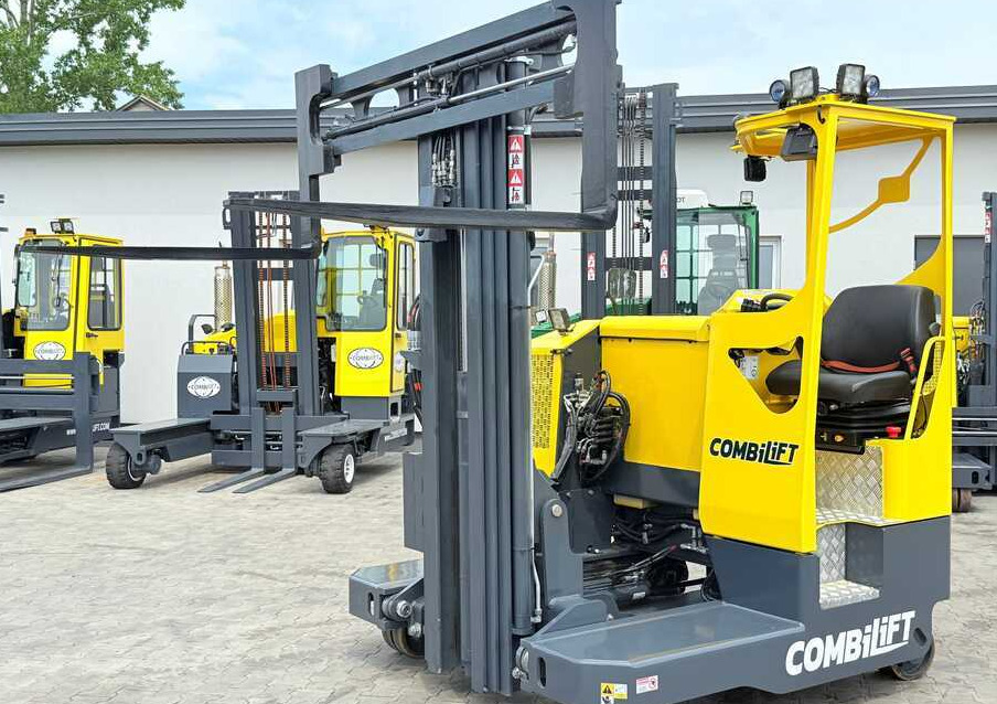 Chariot multidirectionnel Combilift MR / ELECTRIC / TRIPLEX – 6000MM / FULL FREE LIFT / WIDE POSITIONER / FORK SIDESHIFT / ONLY 1400 HOURS / LIKE NEW: photos 19