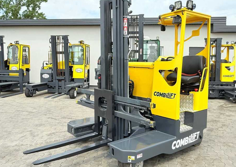 Chariot multidirectionnel Combilift MR / ELECTRIC / TRIPLEX – 6000MM / FULL FREE LIFT / WIDE POSITIONER / FORK SIDESHIFT / ONLY 1400 HOURS / LIKE NEW: photos 38