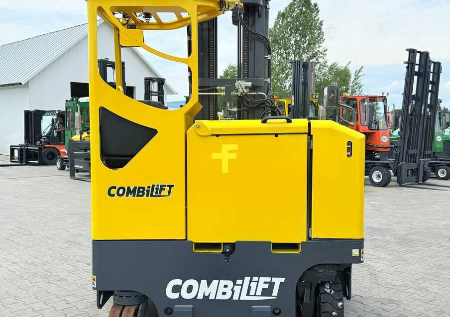 Chariot multidirectionnel Combilift MR / ELECTRIC / TRIPLEX – 6000MM / FULL FREE LIFT / WIDE POSITIONER / FORK SIDESHIFT / ONLY 1400 HOURS / LIKE NEW: photos 10