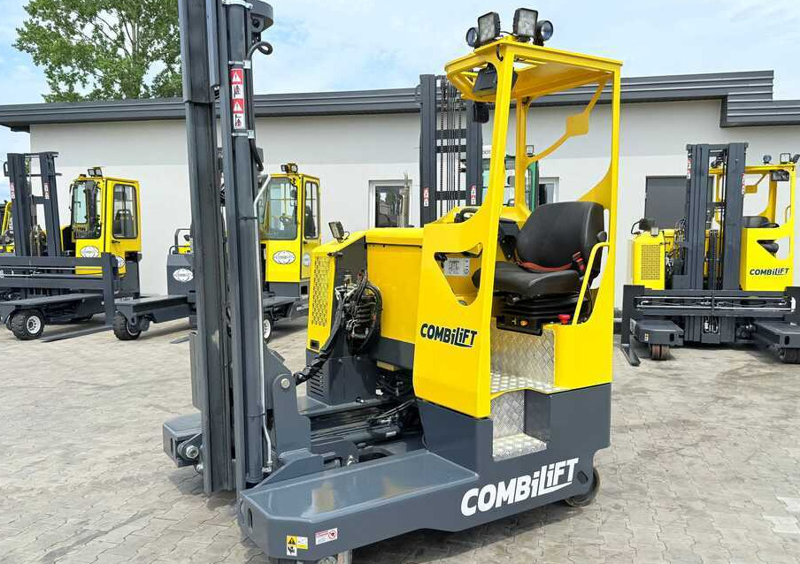 Chariot multidirectionnel Combilift MR / ELECTRIC / TRIPLEX – 6000MM / FULL FREE LIFT / WIDE POSITIONER / FORK SIDESHIFT / ONLY 1400 HOURS / LIKE NEW: photos 28
