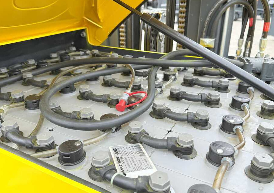 Chariot multidirectionnel Combilift MR / ELECTRIC / TRIPLEX – 6000MM / FULL FREE LIFT / WIDE POSITIONER / FORK SIDESHIFT / ONLY 1400 HOURS / LIKE NEW: photos 9