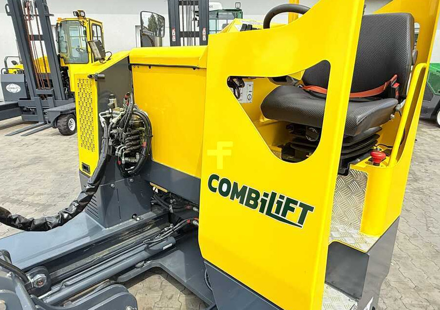 Chariot multidirectionnel Combilift MR / ELECTRIC / TRIPLEX – 6000MM / FULL FREE LIFT / WIDE POSITIONER / FORK SIDESHIFT / ONLY 1400 HOURS / LIKE NEW: photos 36