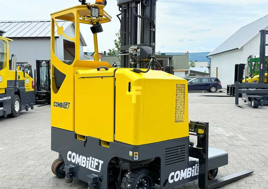 Chariot multidirectionnel Combilift MR / ELECTRIC / TRIPLEX – 6000MM / FULL FREE LIFT / WIDE POSITIONER / FORK SIDESHIFT / ONLY 1400 HOURS / LIKE NEW: photos 7