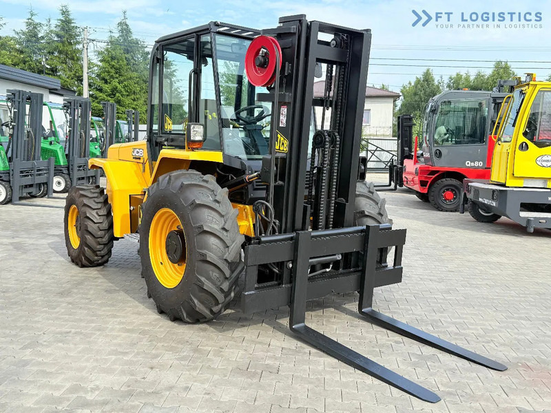 JCB 940 / DIESEL / TRIPLEX 4500MM / FORK POSITIONER / SIDE SHIFT / 4T / NEW TYRES / LIKE NEW 940 / DIESEL / TRIPLEX 4500MM / FORK PO - Chariot tout terrain: photos 5 JCB 940 / DIESEL / TRIPLEX 4500MM / FORK POSITIONER / SIDE SHIFT / 4T / NEW TYRES / LIKE NEW 940 / DIESEL / TRIPLEX 4500MM / FORK PO - Chariot tout terrain: photos 5