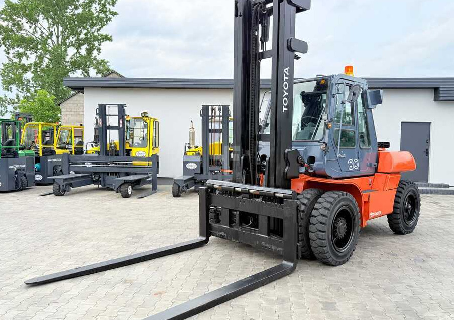 Toyota 60-5FD80 / DIESEL / DUPLEX - 4500MM / NEW TYRES / HEATED CABIN / 8 TON / UDT / EXCELLENT CONDITION - Chariot élévateur diesel: photos 2 Toyota 60-5FD80 / DIESEL / DUPLEX - 4500MM / NEW TYRES / HEATED CABIN / 8 TON / UDT / EXCELLENT CONDITION - Chariot élévateur diesel: photos 2
