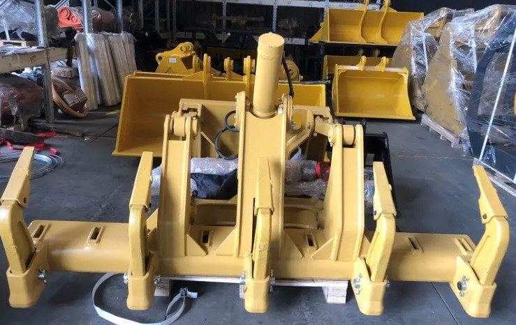 CATERPILLAR - Ripper pour Niveleuse: photos 1 CATERPILLAR - Ripper pour Niveleuse: photos 1