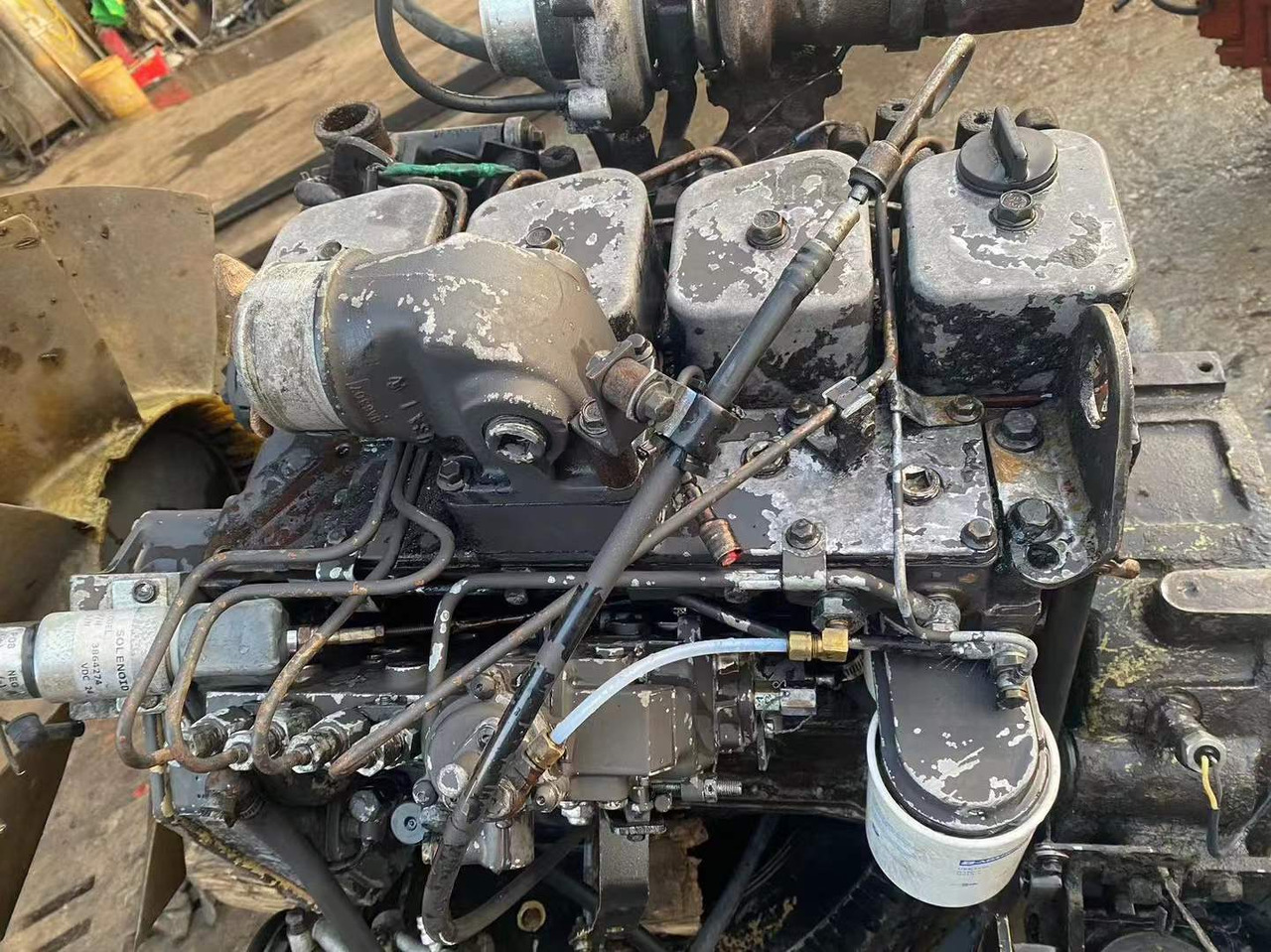 CUMMINS 4BT3.9 - Moteur pour Pelle: photos 3 CUMMINS 4BT3.9 - Moteur pour Pelle: photos 3