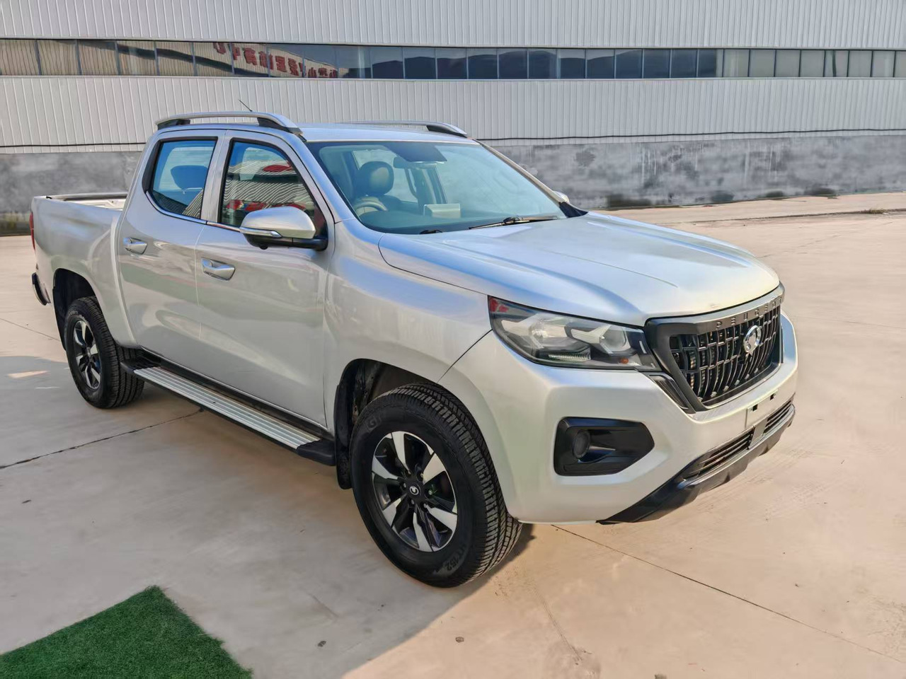 Changan - Pick-up, Utilitaire double cabine: photos 1 Changan - Pick-up, Utilitaire double cabine: photos 1