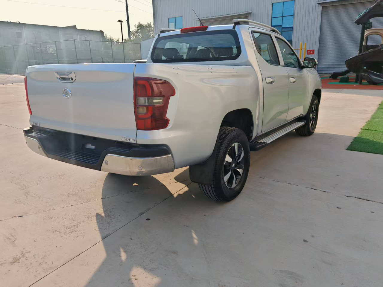 Changan - Pick-up, Utilitaire double cabine: photos 4 Changan - Pick-up, Utilitaire double cabine: photos 4