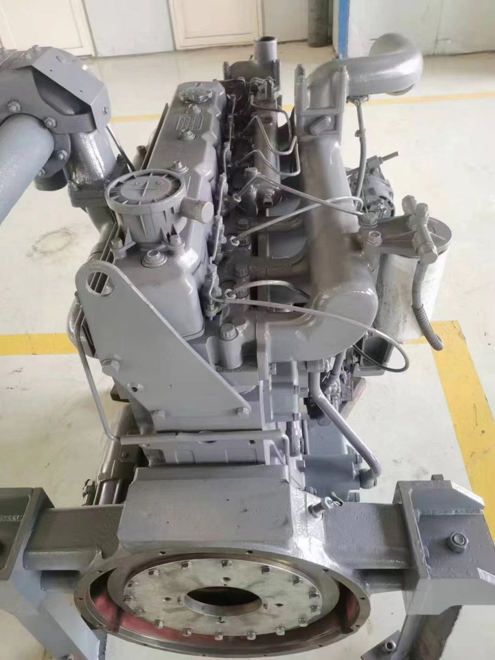 DOOSAN DE12TIS - Moteur pour Pelle: photos 1 DOOSAN DE12TIS - Moteur pour Pelle: photos 1