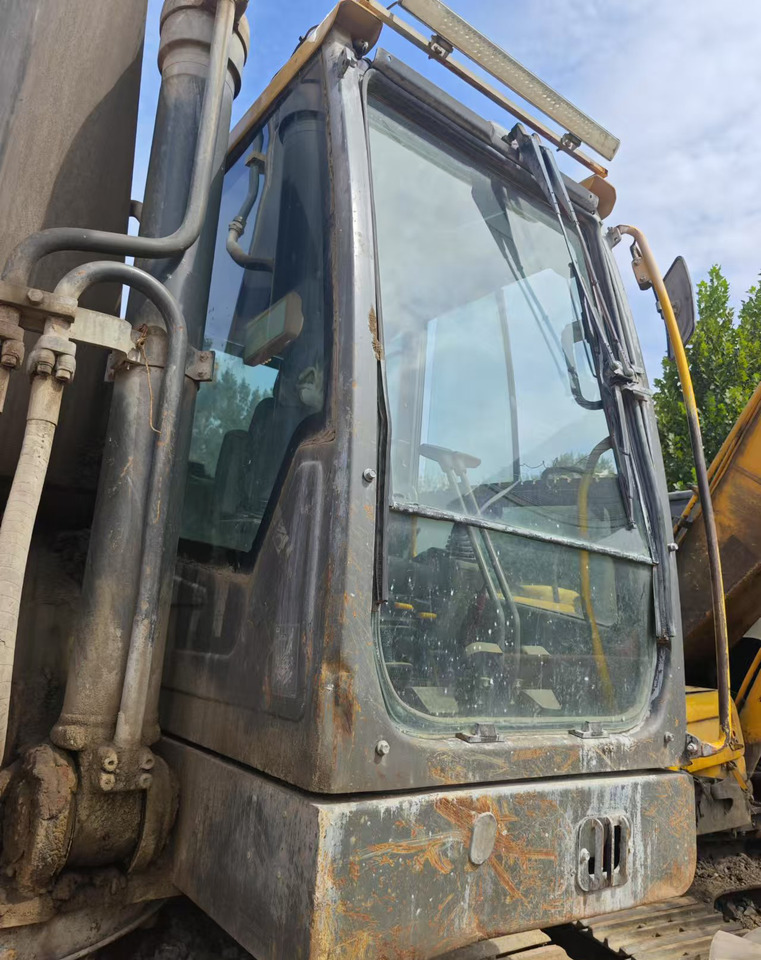 Excavator cab SY135 SY150 SY155 SY185 - Cabine pour Pelle: photos 3 Excavator cab SY135 SY150 SY155 SY185 - Cabine pour Pelle: photos 3