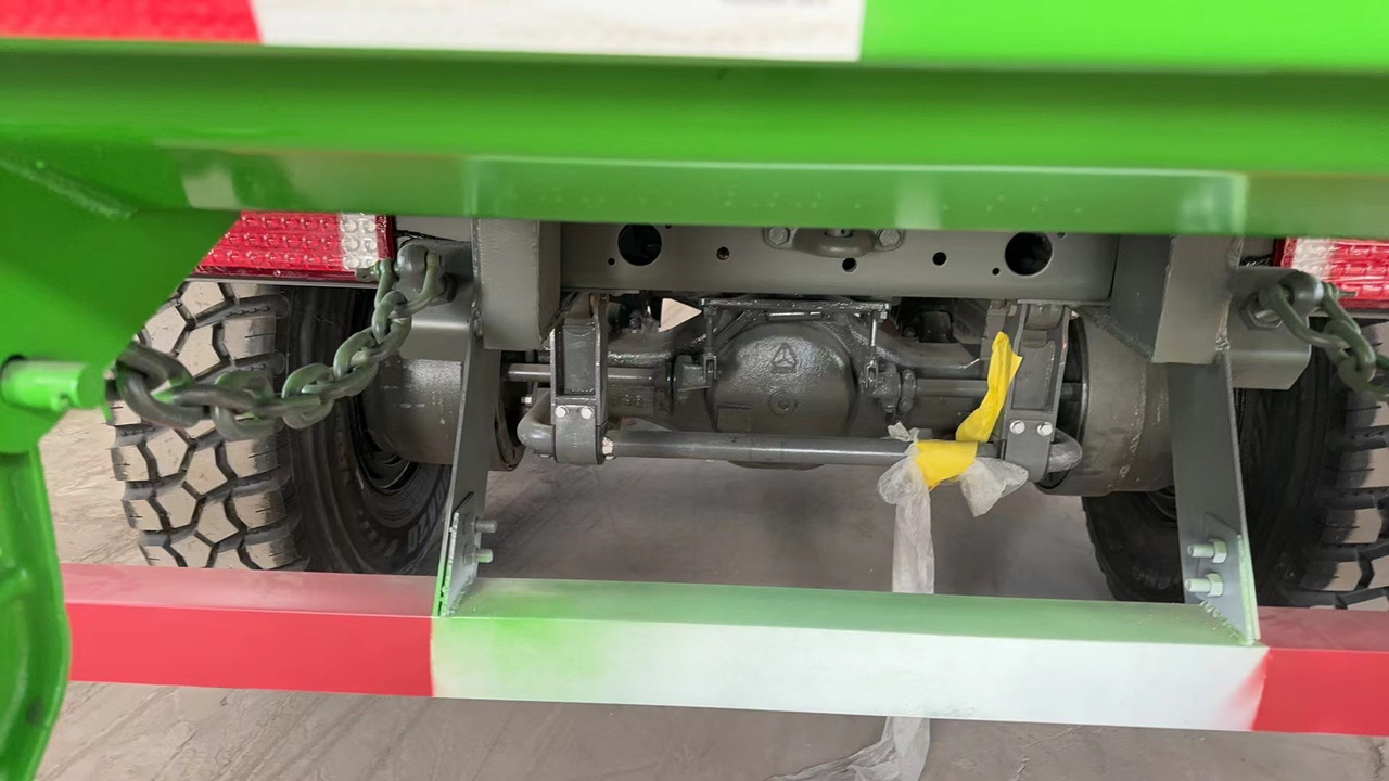 HOWO 6*6  dump truck - Camion benne: photos 4 HOWO 6*6  dump truck - Camion benne: photos 4