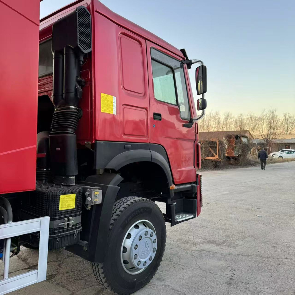 HOWO HOWO 371 6*4 dump truck - Camion benne: photos 2 HOWO HOWO 371 6*4 dump truck - Camion benne: photos 2