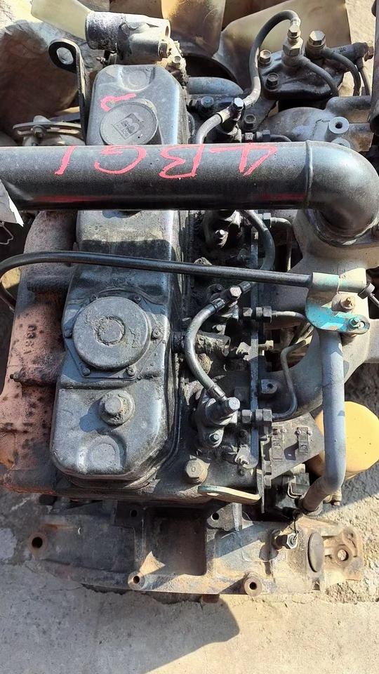 ISUZU 4BG1 - Moteur pour Pelle: photos 3 ISUZU 4BG1 - Moteur pour Pelle: photos 3