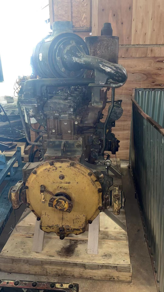 KOMATSU 6D125E-2 - Moteur pour Bulldozer: photos 5 KOMATSU 6D125E-2 - Moteur pour Bulldozer: photos 5