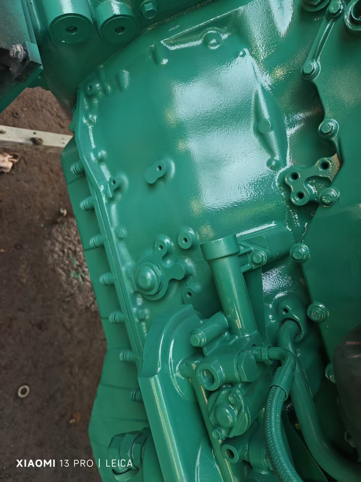 VOLVO D12D - Moteur pour Pelle: photos 4 VOLVO D12D - Moteur pour Pelle: photos 4