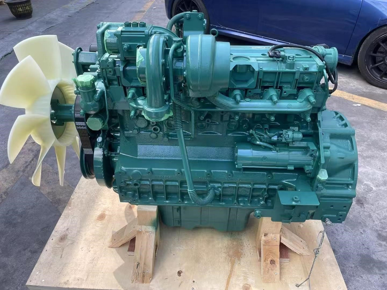 VOLVO D6D - Moteur pour Pelle: photos 3 VOLVO D6D - Moteur pour Pelle: photos 3