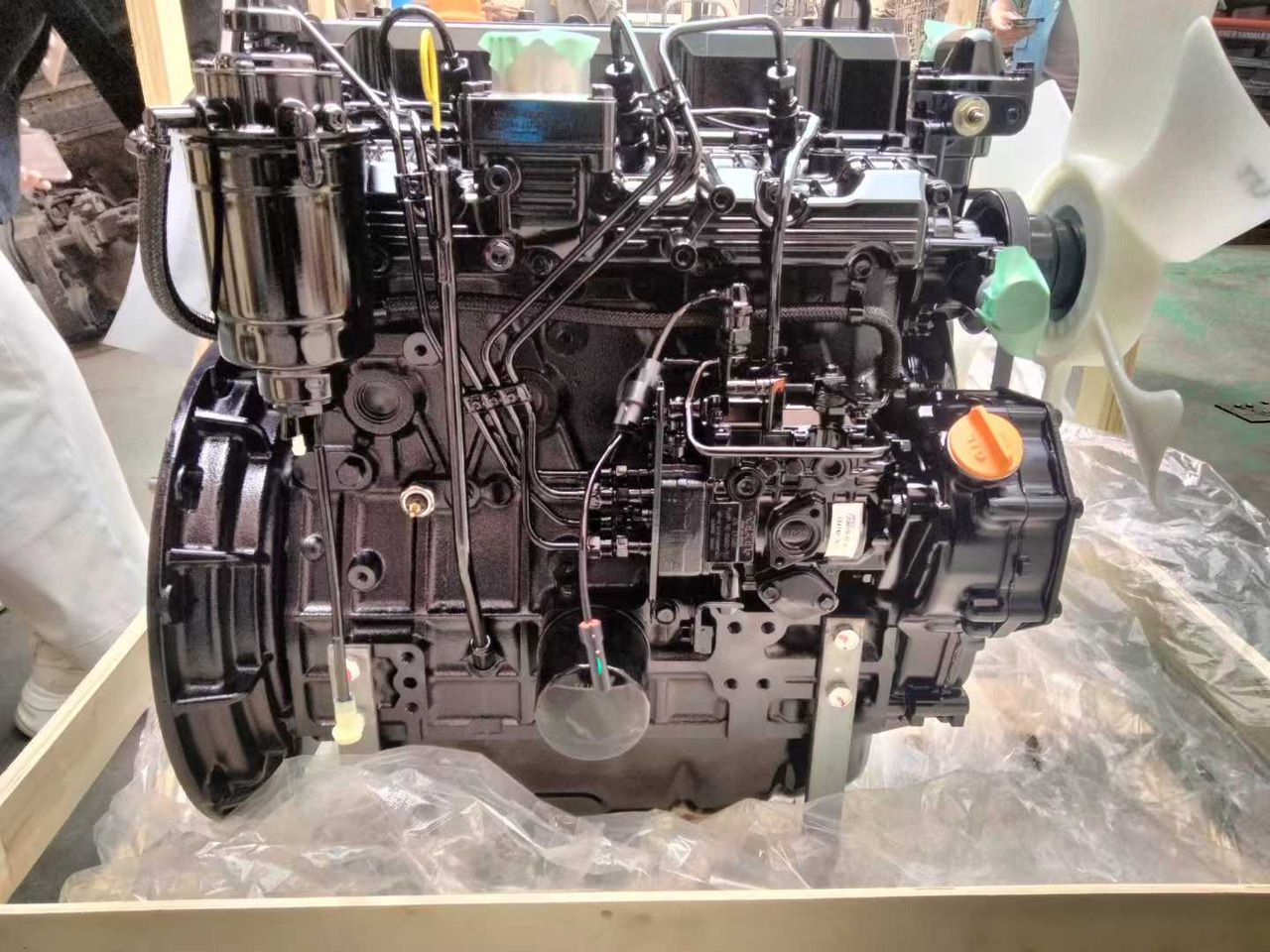 YANMAR 4TNE98 - Moteur pour Chariot élévateur: photos 4 YANMAR 4TNE98 - Moteur pour Chariot élévateur: photos 4