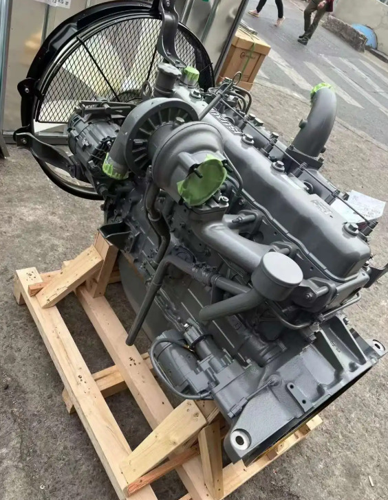 Isuzu 6BG1 - Moteur pour Pelle: photos 2 Isuzu 6BG1 - Moteur pour Pelle: photos 2