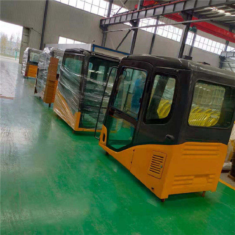 Komatsu PC130-7 PC110-7 PC120-7 PC200-7 - Cabine pour Pelle: photos 3 Komatsu PC130-7 PC110-7 PC120-7 PC200-7 - Cabine pour Pelle: photos 3