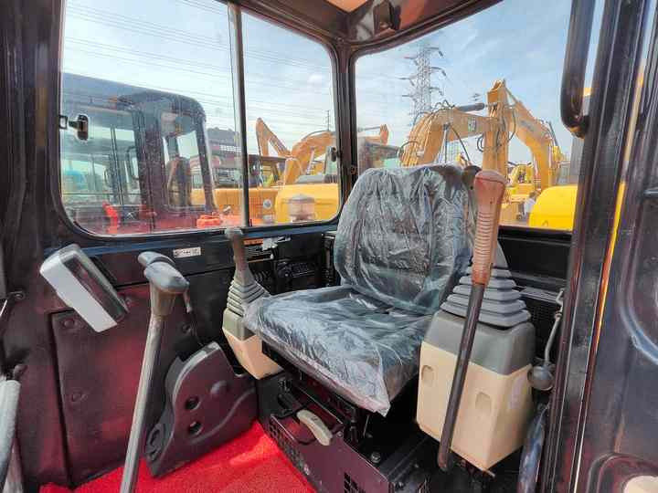 90% New Mini Excavator Doosan DH55, 5-Ton Mini Used High Quality - Mini pelle: photos 2 90% New Mini Excavator Doosan DH55, 5-Ton Mini Used High Quality - Mini pelle: photos 2