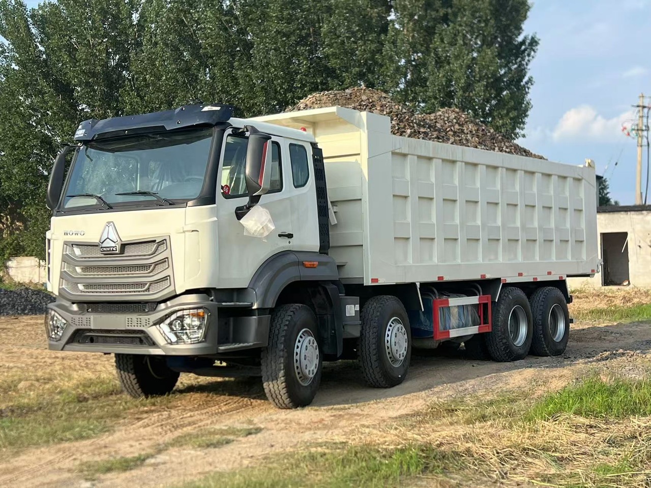 HOWO Used Dump Truck8*4 6*4 - Camion: photos 1 HOWO Used Dump Truck8*4 6*4 - Camion: photos 1