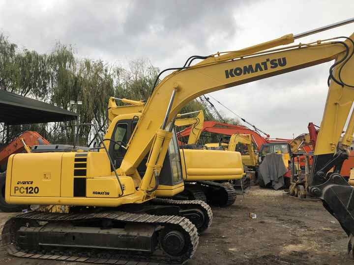 Cheap Used Komatsu PC120-6 Crawler Excavator with High Efficiency Used Heavy Machinery Komatsu P120-6 Digger Cheap for Sale - Pelle sur chenille: photos 5 Cheap Used Komatsu PC120-6 Crawler Excavator with High Efficiency Used Heavy Machinery Komatsu P120-6 Digger Cheap for Sale - Pelle sur chenille: photos 5
