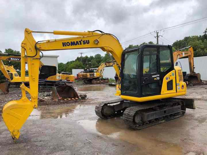 Cheap Used Komatsu PC70-8 Crawler Excavator with High Efficiency Used Heavy Machinery K omatsu PC70-8 Digger Cheap for Sale - Pelle sur chenille: photos 4 Cheap Used Komatsu PC70-8 Crawler Excavator with High Efficiency Used Heavy Machinery K omatsu PC70-8 Digger Cheap for Sale - Pelle sur chenille: photos 4