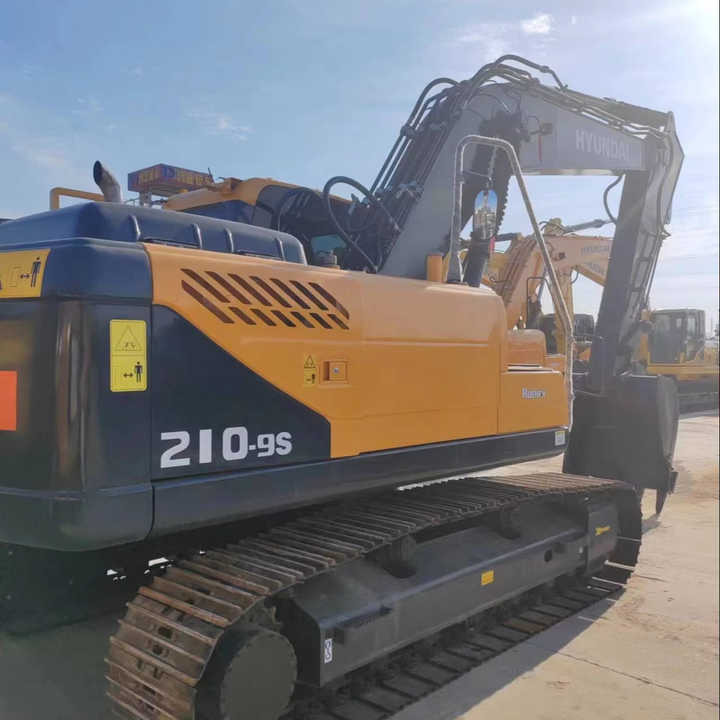 Hyundai 210lc-9 Excavator for Mining & Construction | Price Negotiable, Global Shipping - Pelle sur chenille: photos 1 Hyundai 210lc-9 Excavator for Mining & Construction | Price Negotiable, Global Shipping - Pelle sur chenille: photos 1