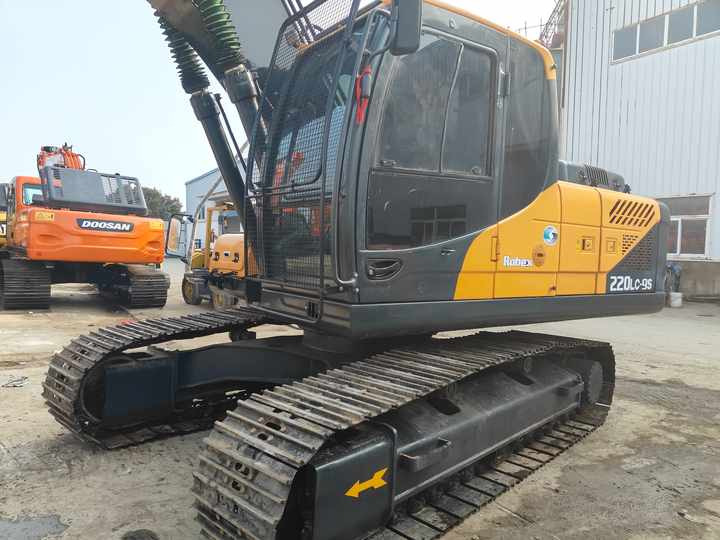 Hyundai 220LC-9S Used Excavator for Mining & Construction | Price Negotiable, Global Shipping - Pelle sur chenille: photos 2 Hyundai 220LC-9S Used Excavator for Mining & Construction | Price Negotiable, Global Shipping - Pelle sur chenille: photos 2