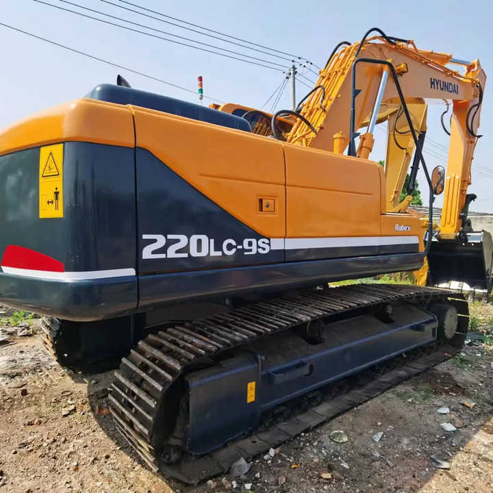 Hyundai Digger 220lc-9s Second Hand Korea Made High Performance Machine Hyundai Excavator for Sale - Pelle sur chenille: photos 1 Hyundai Digger 220lc-9s Second Hand Korea Made High Performance Machine Hyundai Excavator for Sale - Pelle sur chenille: photos 1