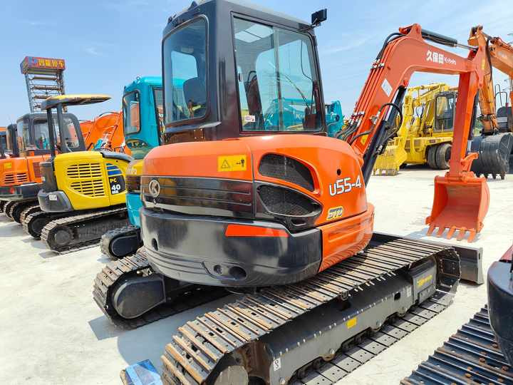 Perfect Condition Kubota U55-4 Japan Brand Mini Excavator with Pusher for Sale Kubota U25 35 55 5tons - Mini pelle: photos 2 Perfect Condition Kubota U55-4 Japan Brand Mini Excavator with Pusher for Sale Kubota U25 35 55 5tons - Mini pelle: photos 2