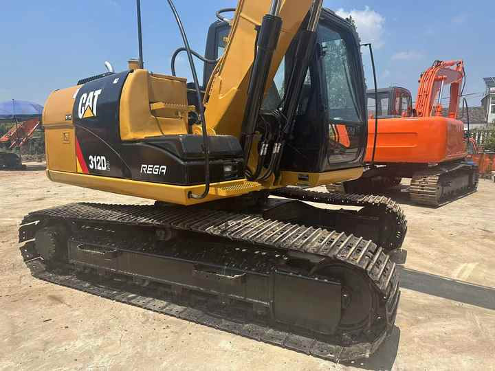 Used Caterpillar Cat312D2 Excavator Original Japan Heavy Machinery Caterpillar 312D2 Excavator for Sale - Pelle sur chenille: photos 3 Used Caterpillar Cat312D2 Excavator Original Japan Heavy Machinery Caterpillar 312D2 Excavator for Sale - Pelle sur chenille: photos 3